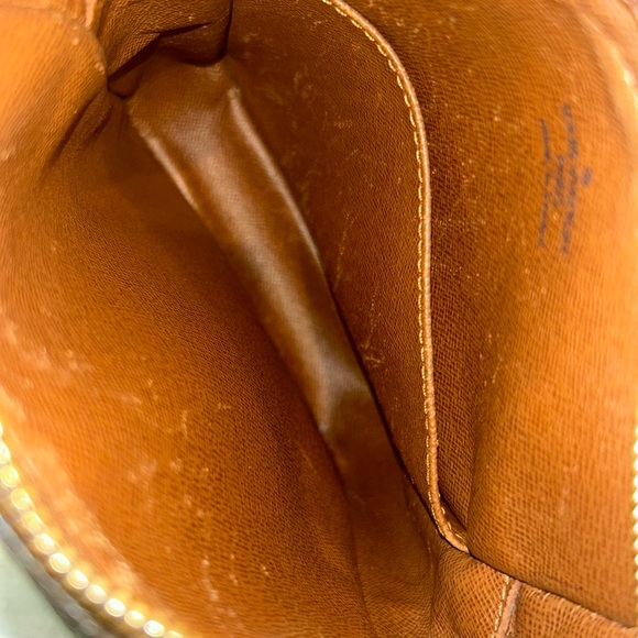 Auth LOUIS VUITTON Danube M45266 Brown Monogram 872ST Shoulder Bag - Picture 7 of 17